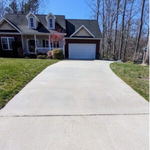 A clean concrete driveway in Roanoke, VA